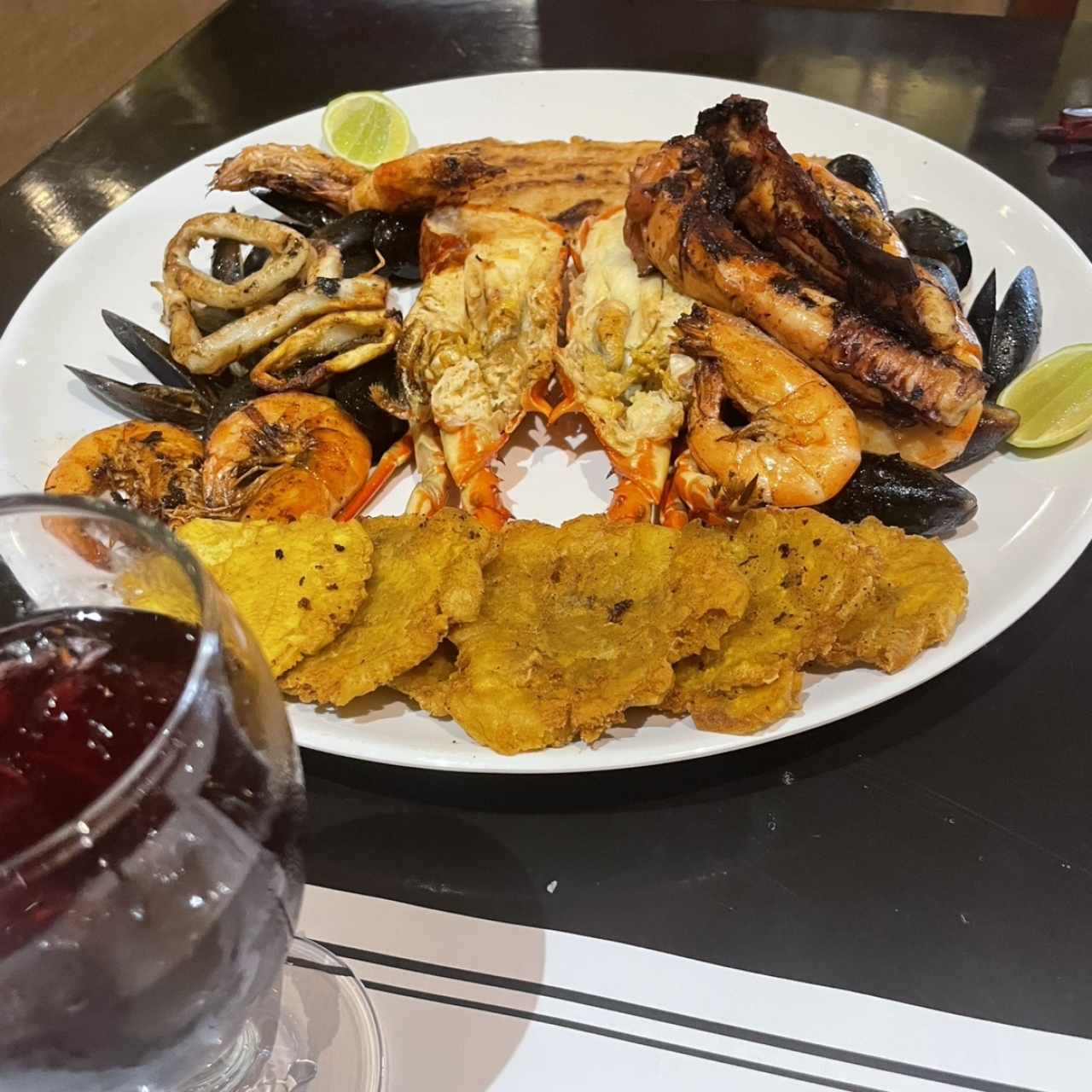 Parrillada Mixta de Mariscos