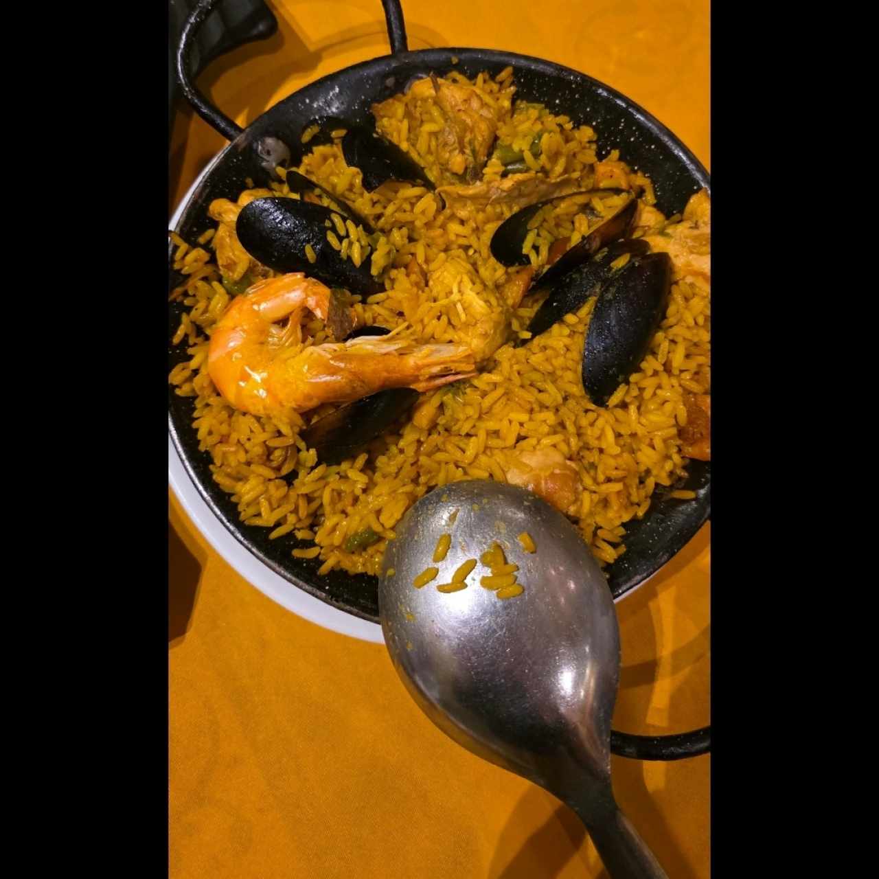Arroces - Paella al Vino