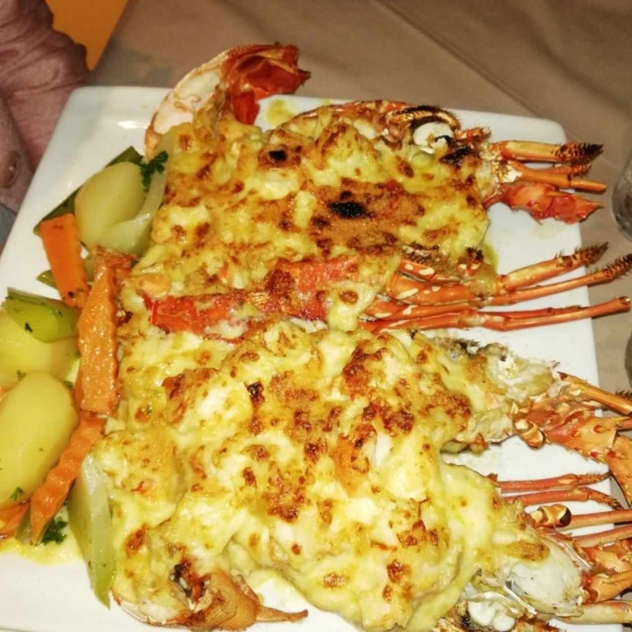 langosta gratinada