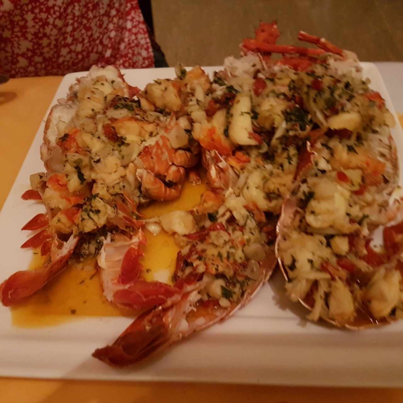 Langosta al ajillo.