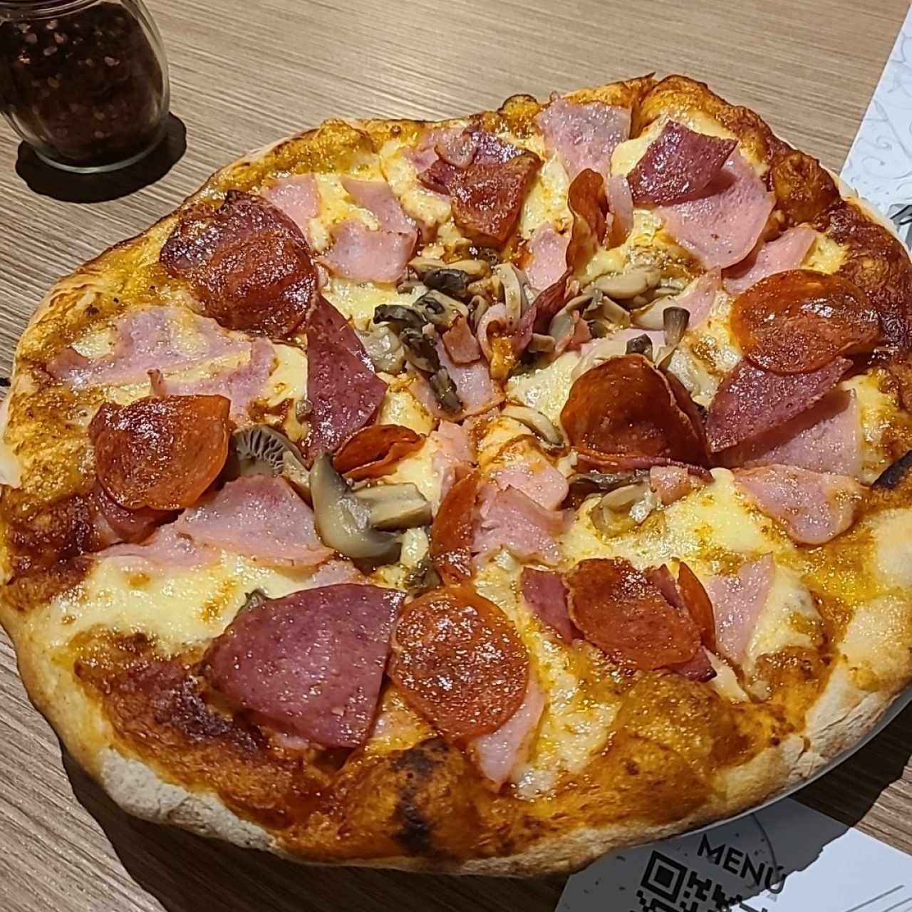 Pizza Sorrento