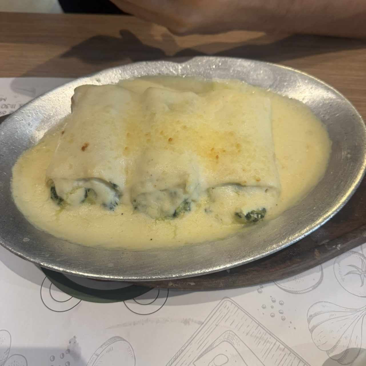 CANELONES DE ESPINACAS Y QUESO