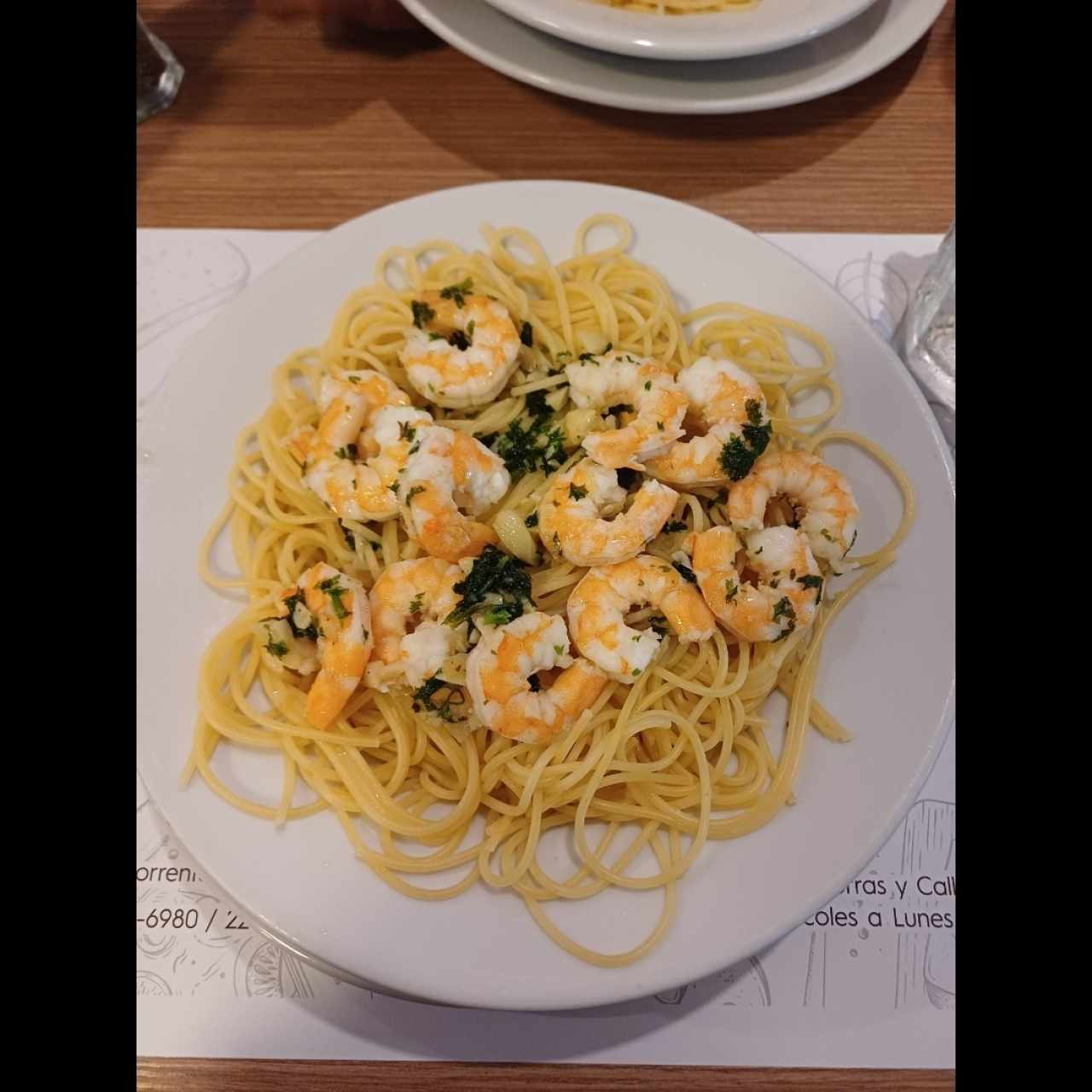 Con Camarones (shrimp spaguetti)