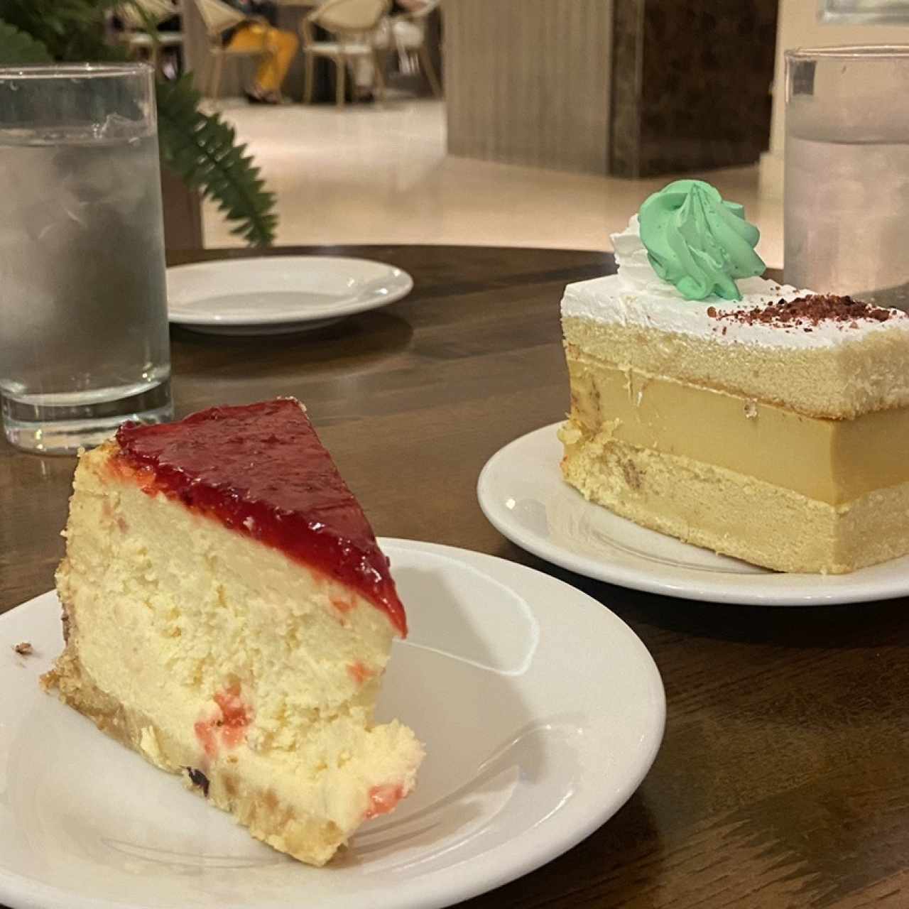Cheesecake de fresa & flan escondido 🐥