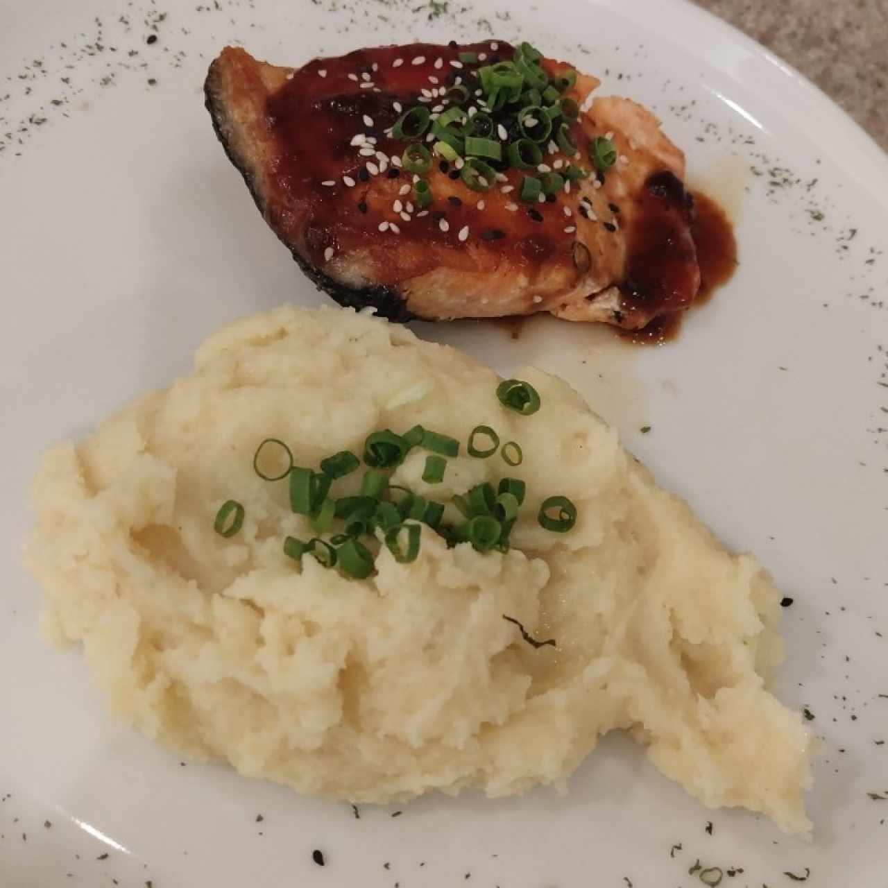 FAVORITOS - Salmon Teriyaki