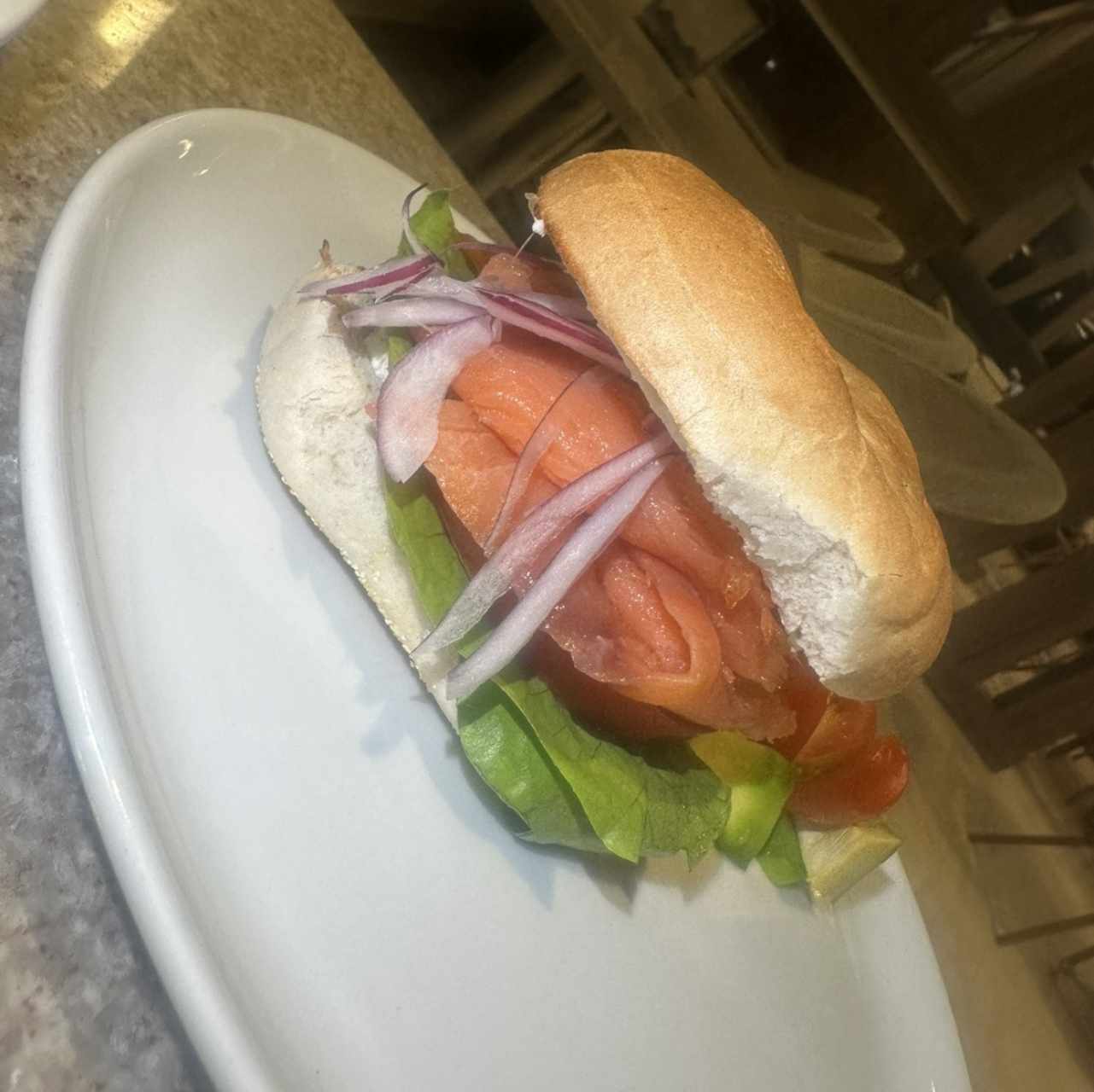 Bagel de Salmon ahumado/ Smoked salmon bagel