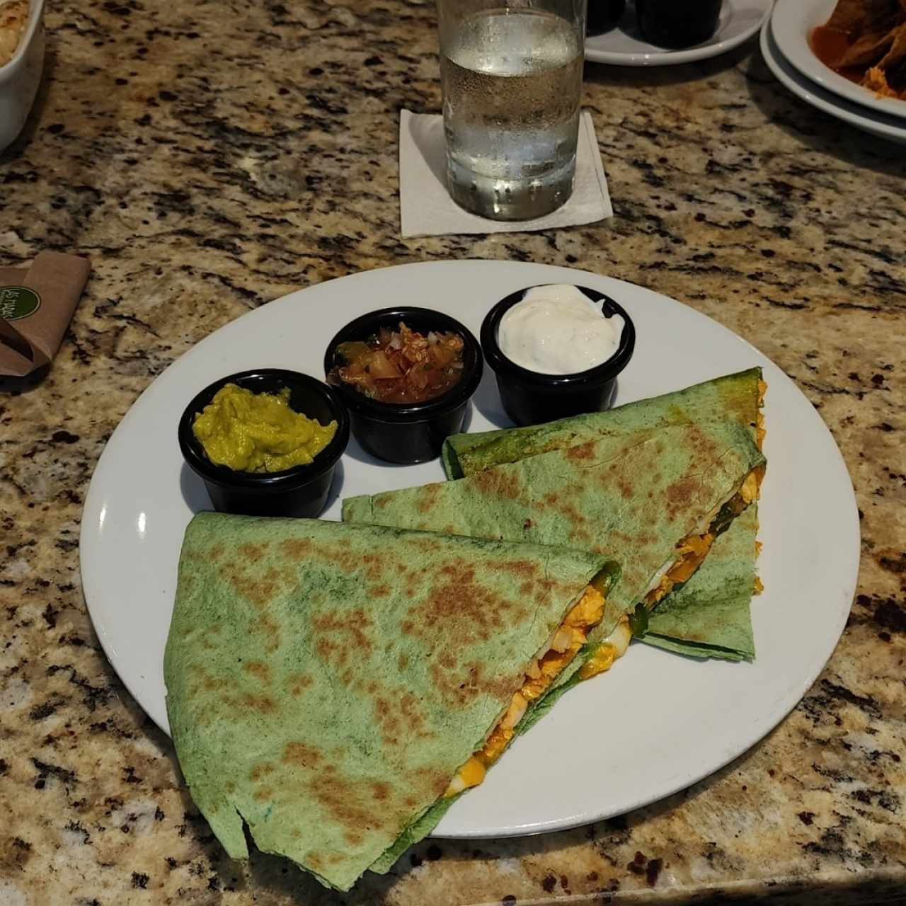 FAVORITOS - Quesadilla de pollo