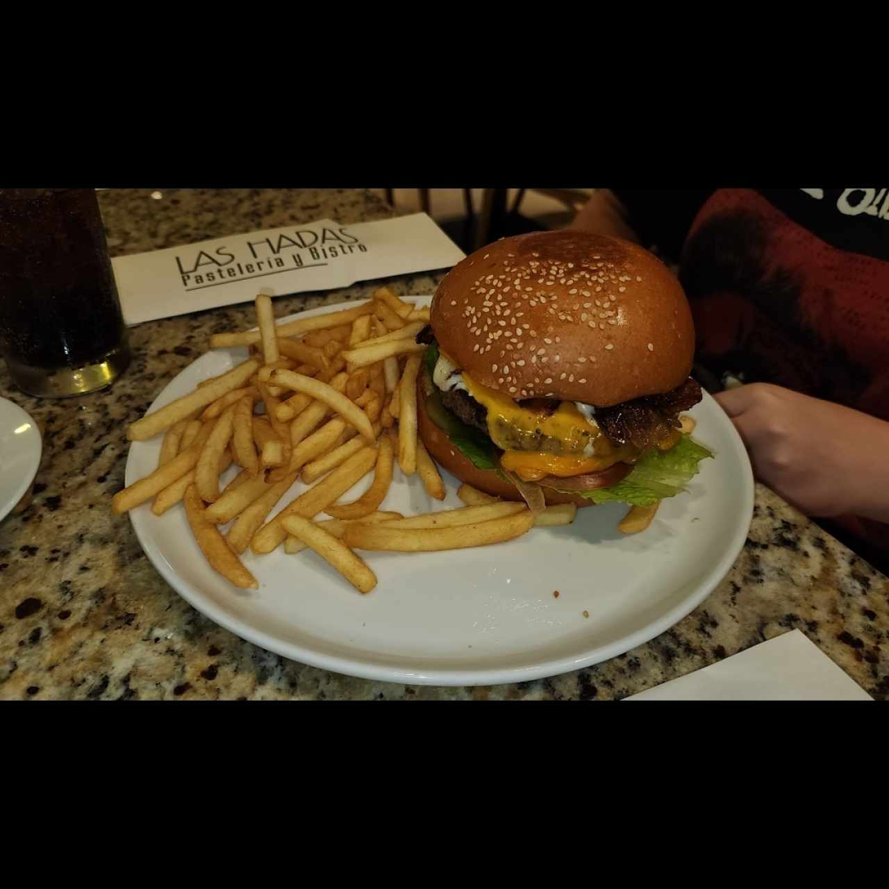 Hamburguesa especial las hadas