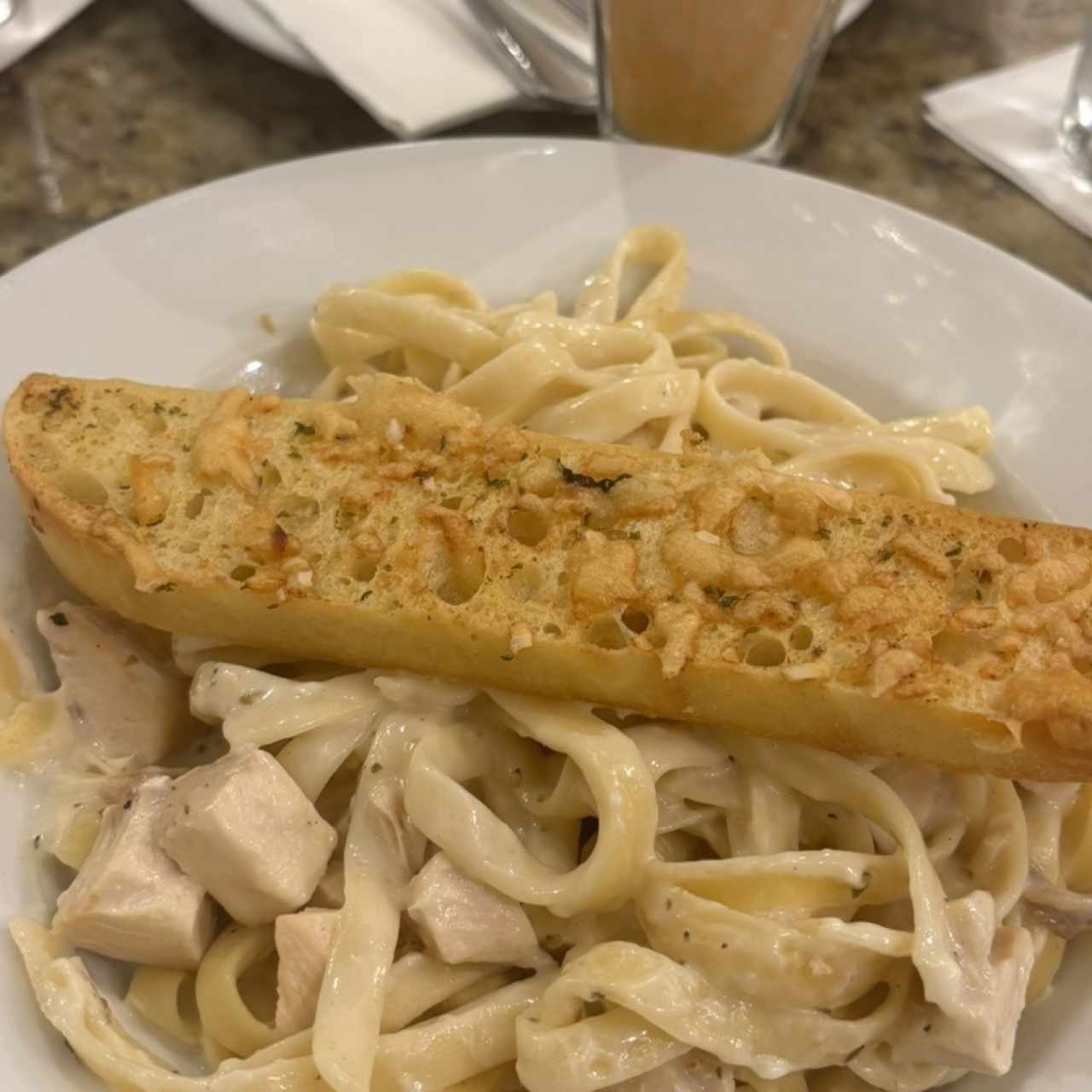 FAVORITOS - Fetuccini Alfredo