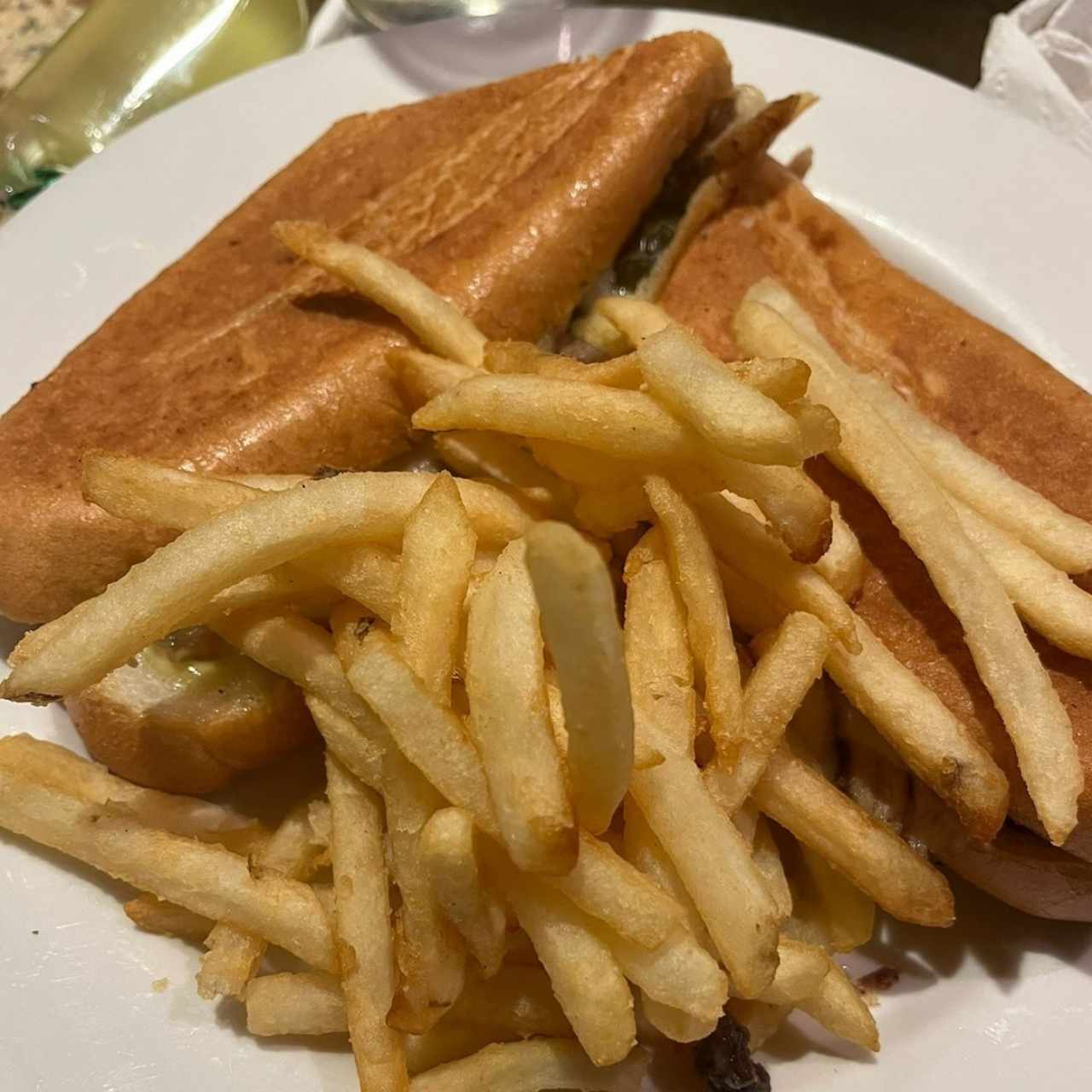 Cubano Las Hadas