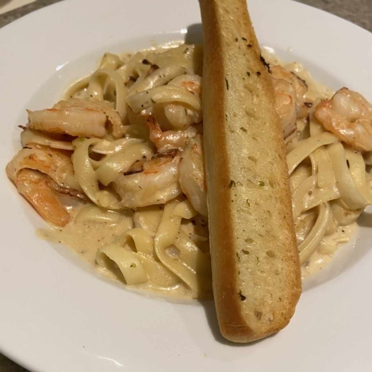 Pasta con camarones