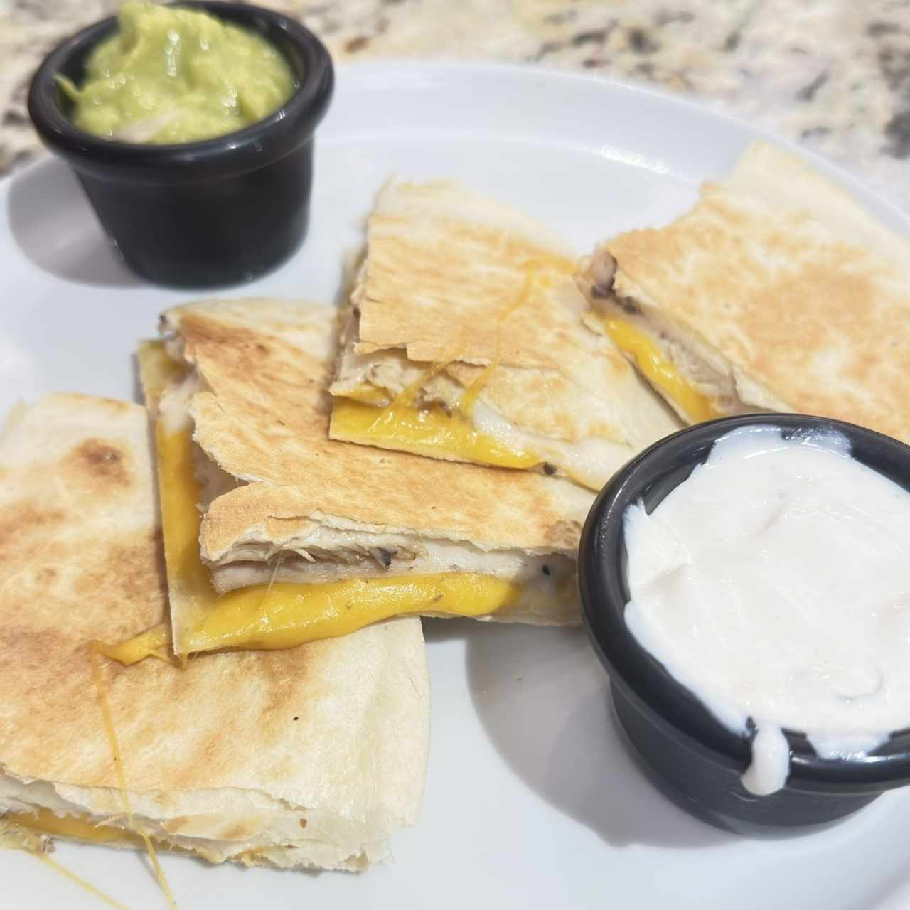 Mini Quesadillas de Pollo