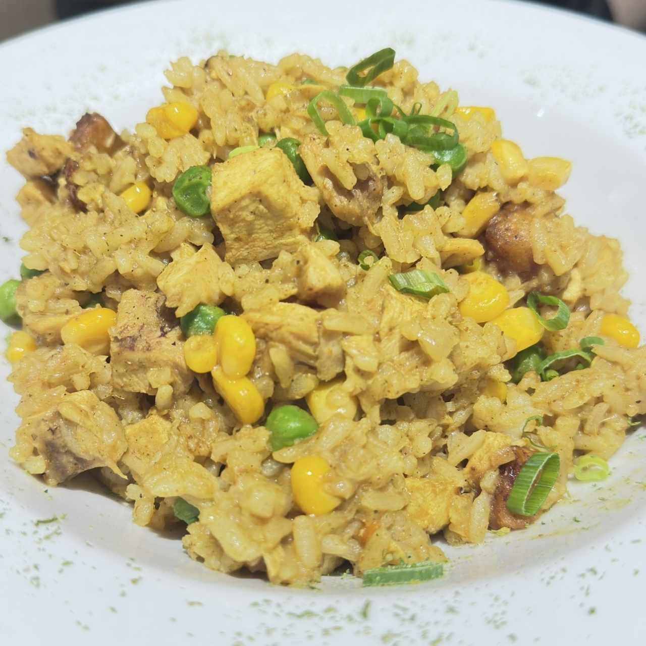 Arroz con plátano al curry (con pollo)