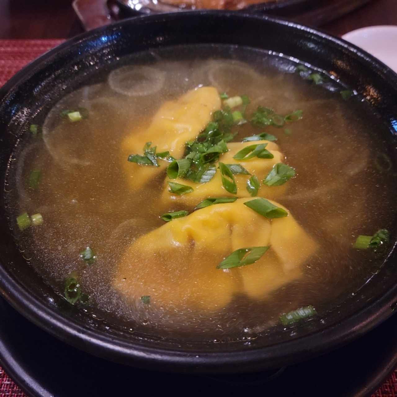 Sopas - Sopa de Gyoza