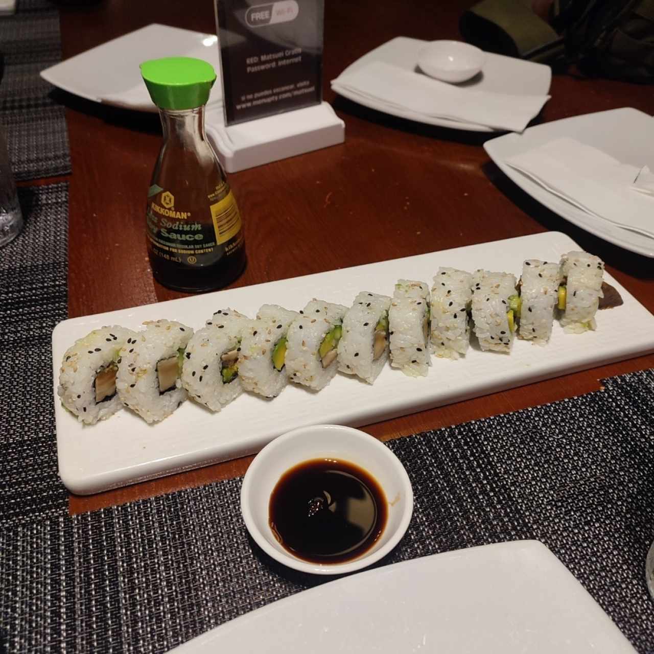 Rollos Clásicos - California Roll Veggie