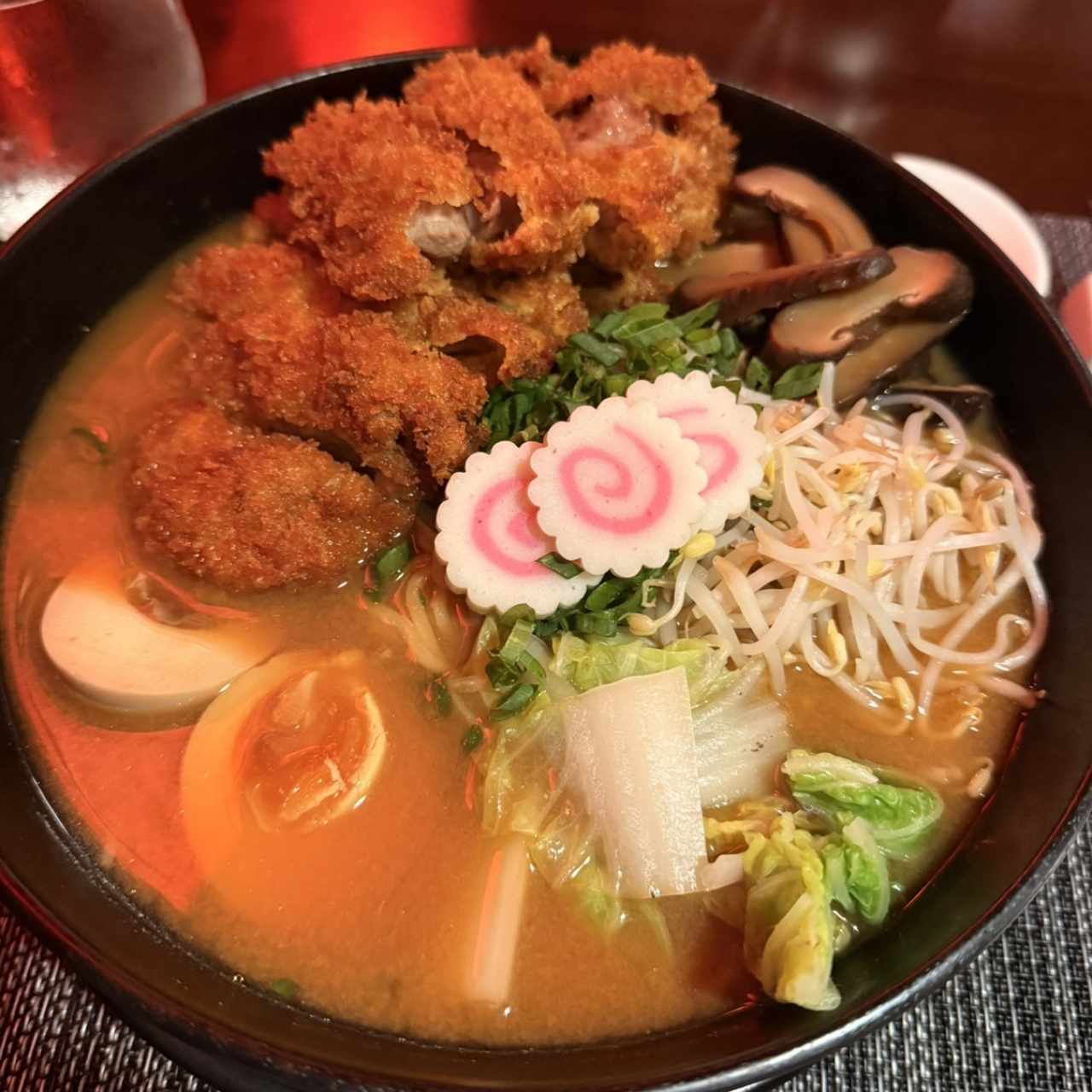 Miso ramen  con puerco apanado