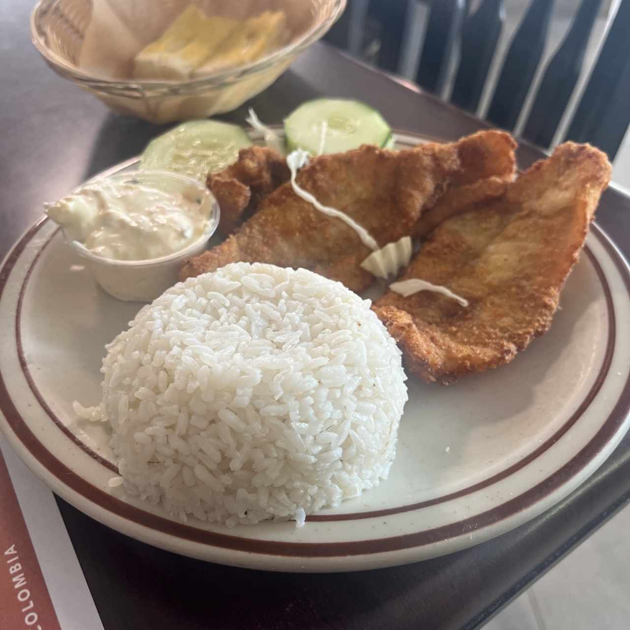 Filete de corvina apanada