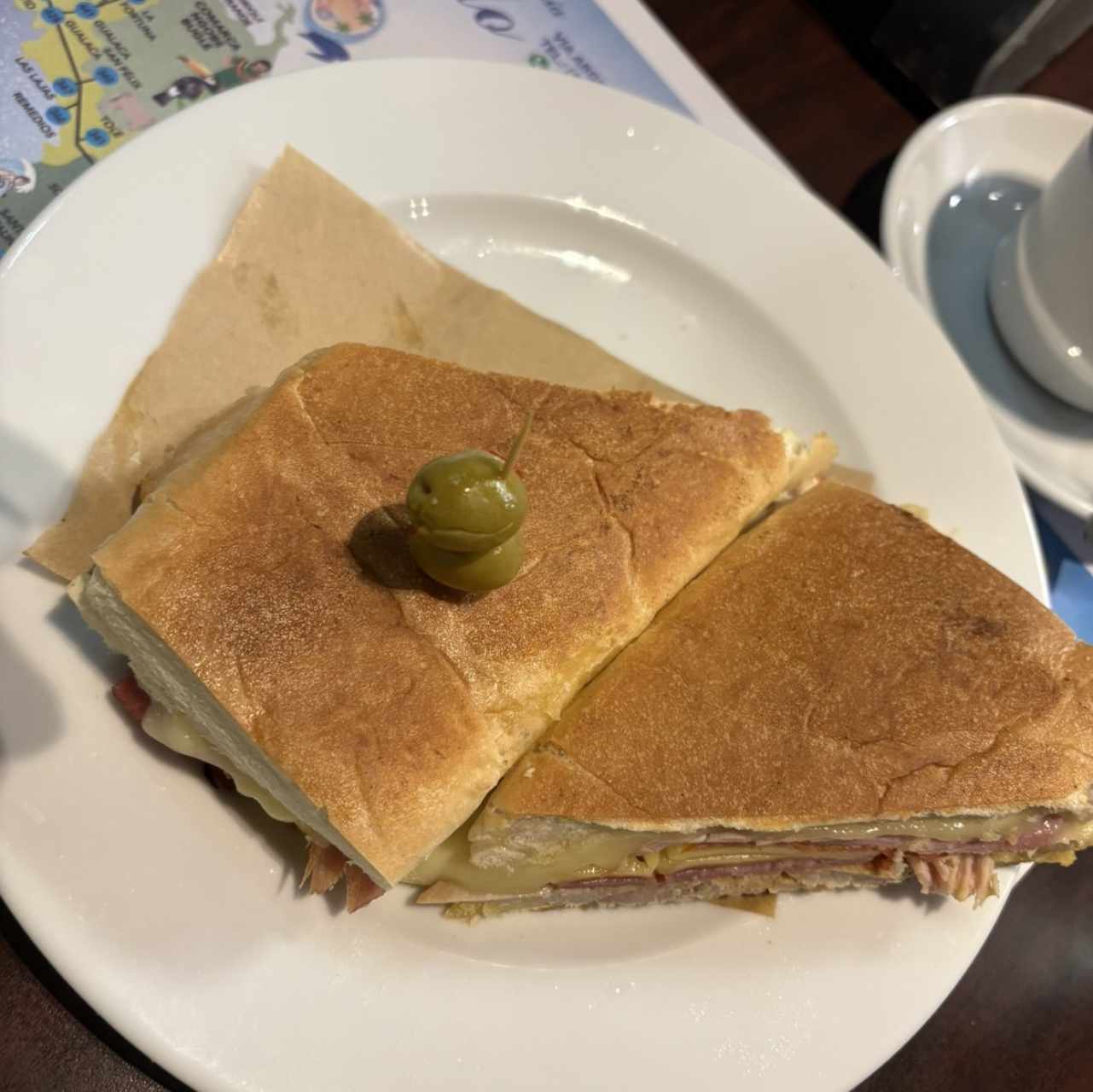 Emparedados /Sandwiches - Cubano