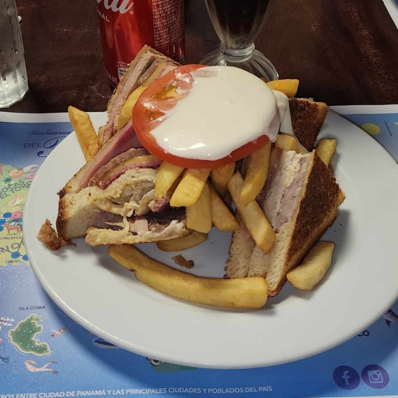 Emparedados /Sandwiches - Club Sandwich