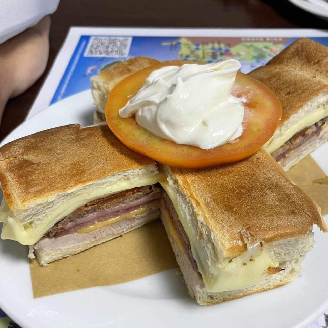 Emparedados /Sandwiches - Club Sandwich