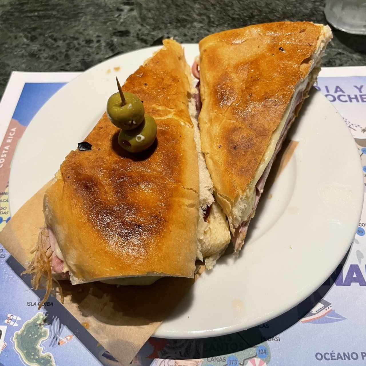 Emparedados /Sandwiches - Cubano