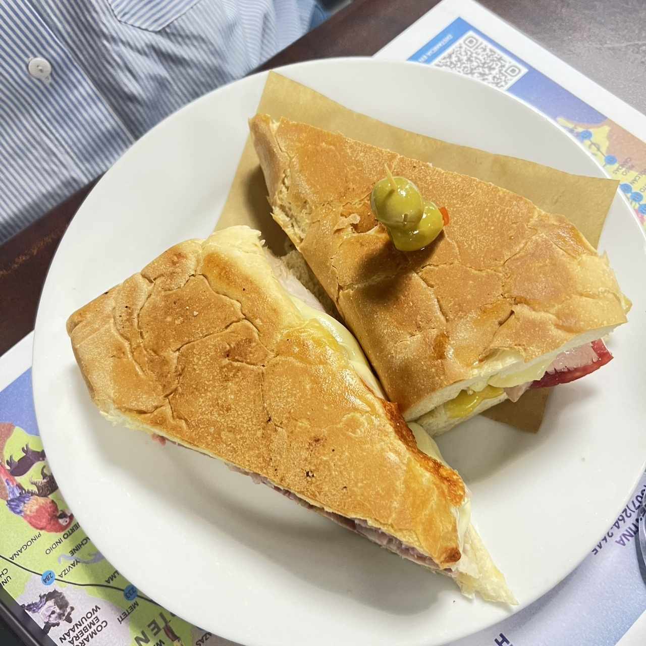 Emparedados /Sandwiches - Cubano