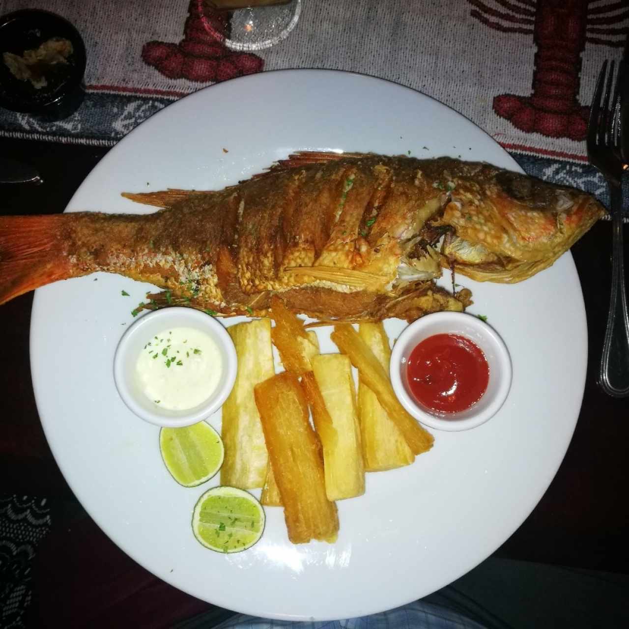 Pargo frito con única