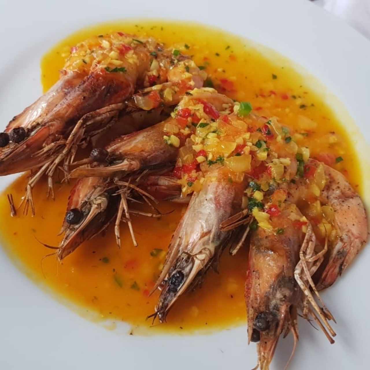 Langostinos al ajillo
