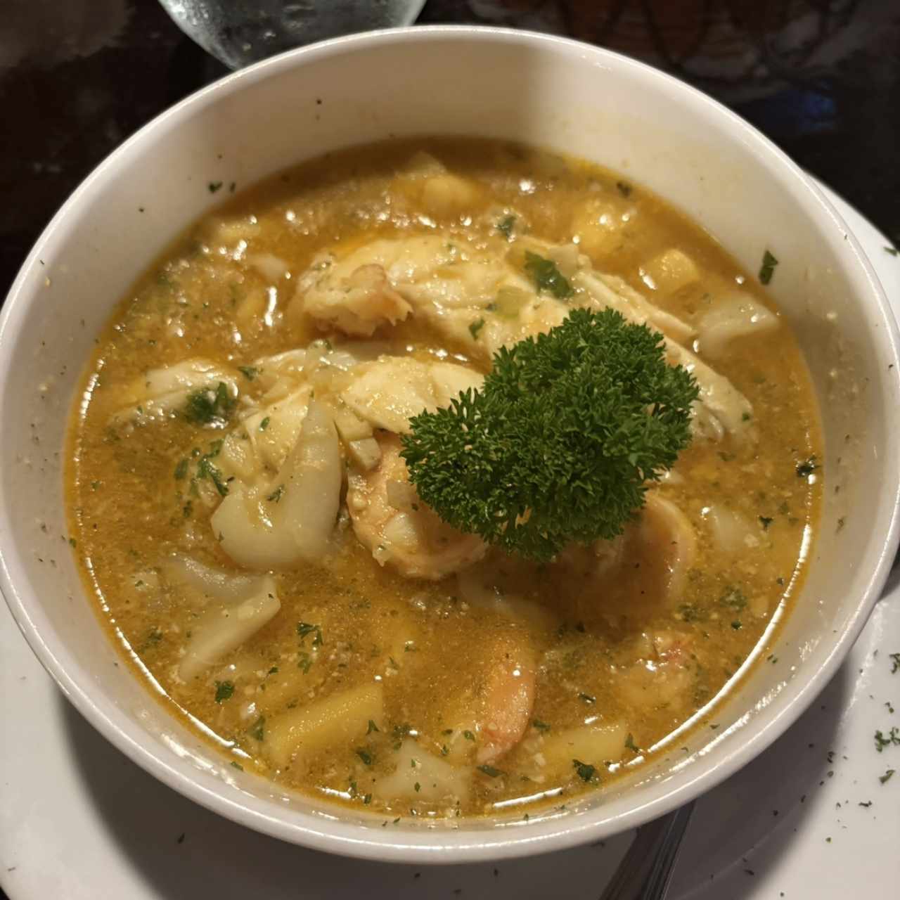 Caserola de mariscos con langosta