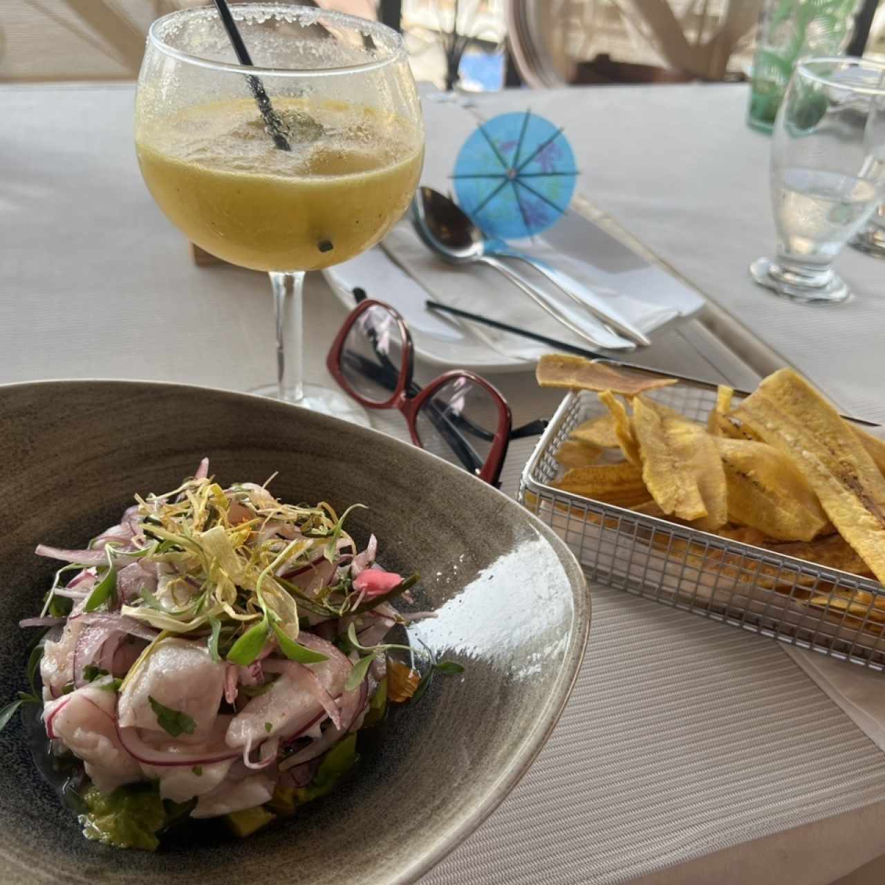 CEVICHE PERUANO FUSIÓN DE CORVINA