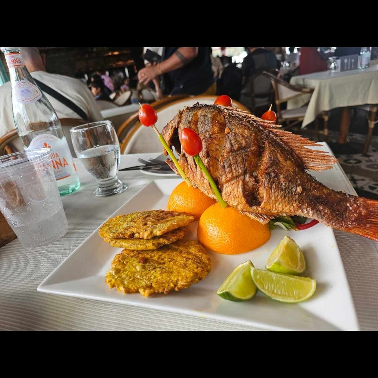 Pargo entero Amador