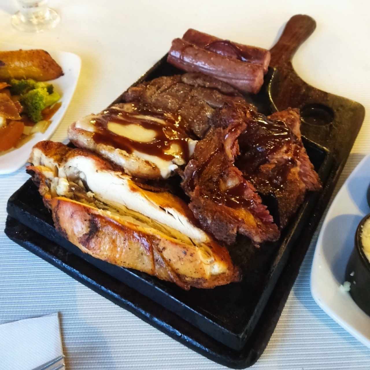 ESPECIALIDADES - PARRILLADA ARGENTINA FUSIÓN