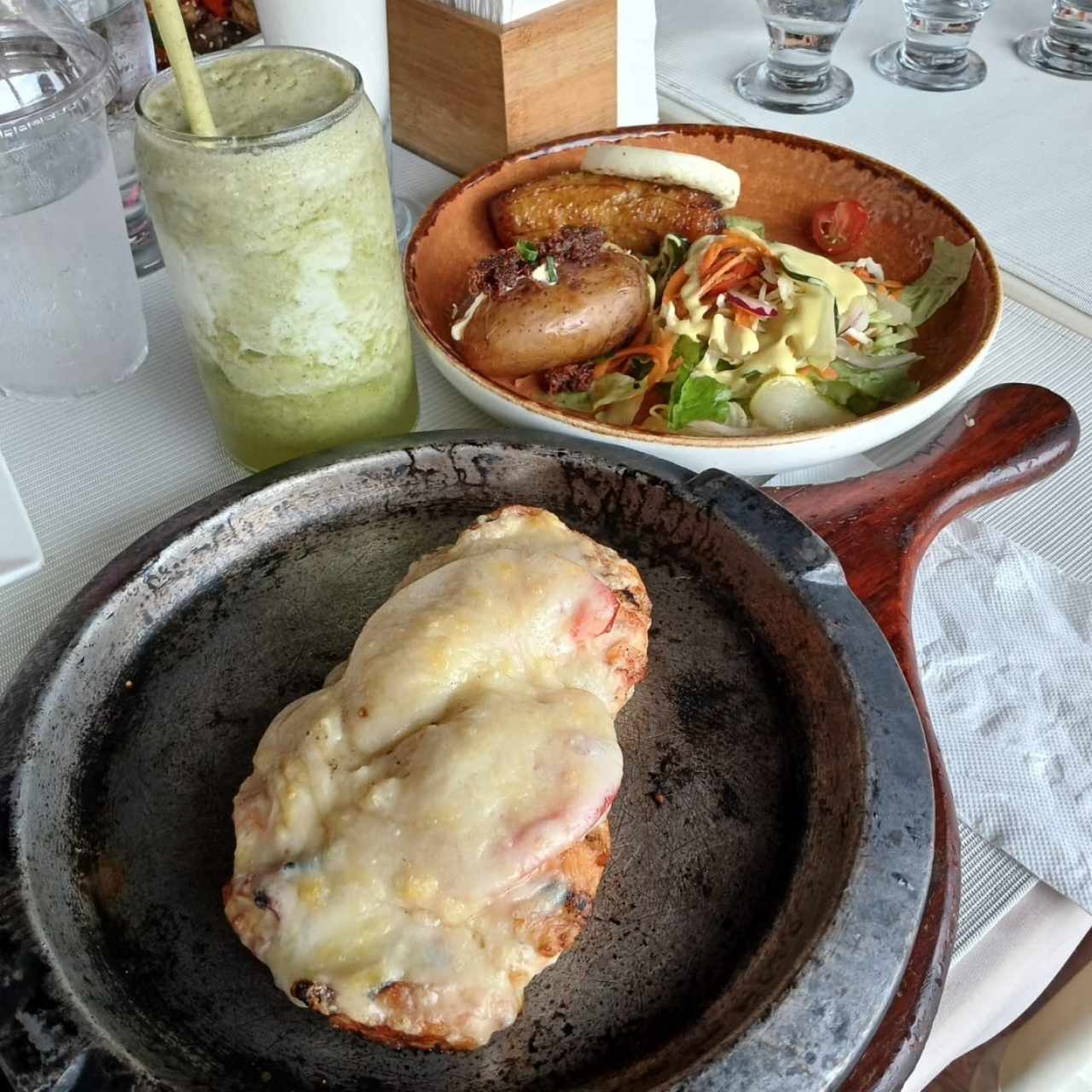 FILETE DE POLLO GRATINADO
