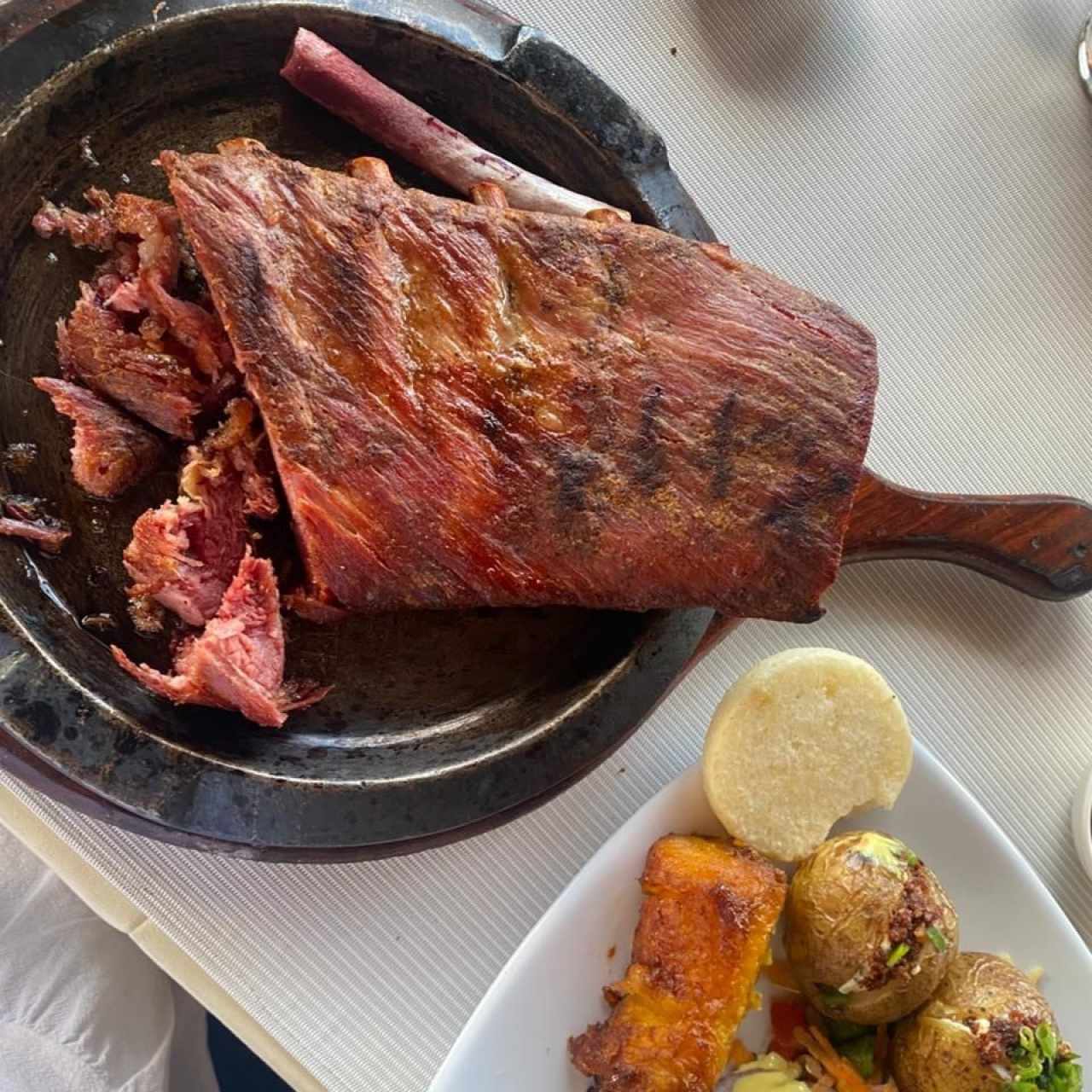 COSTILLA ST. LOUIS AHUMADA (19 ONZ)