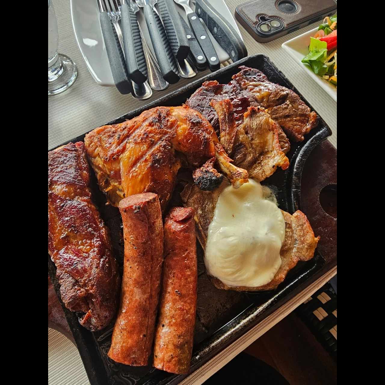 ESPECIALIDADES - PARRILLADA ARGENTINA FUSIÓN