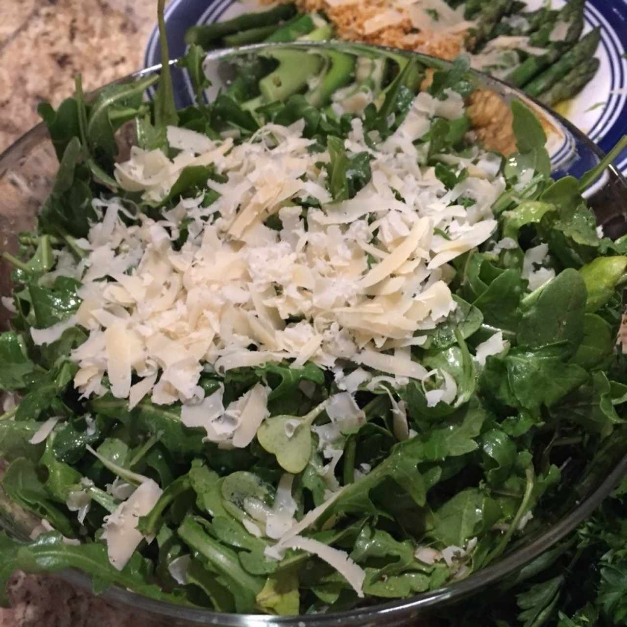 Ensalada de Arugula con parmesano