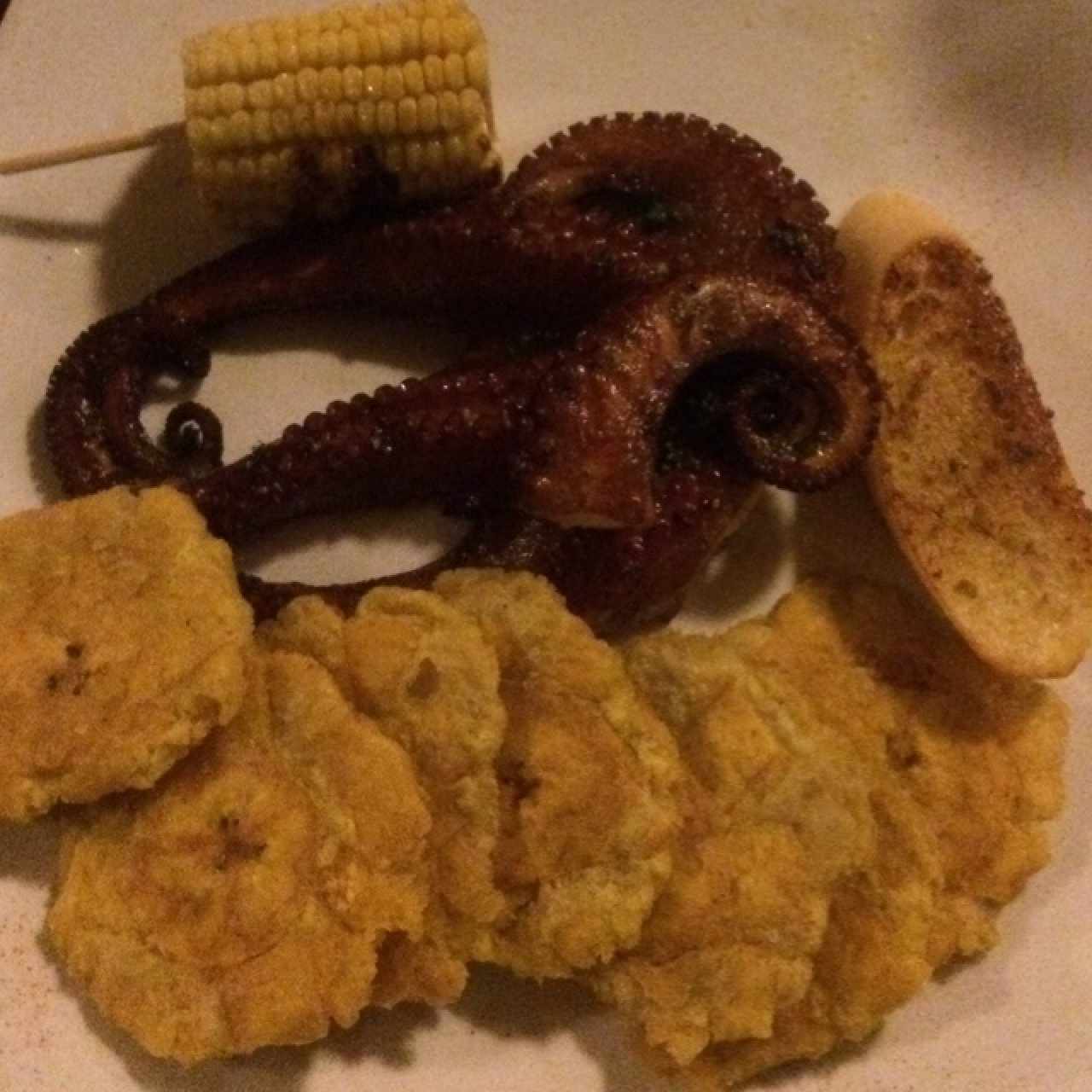 Pulpo a la brasa
