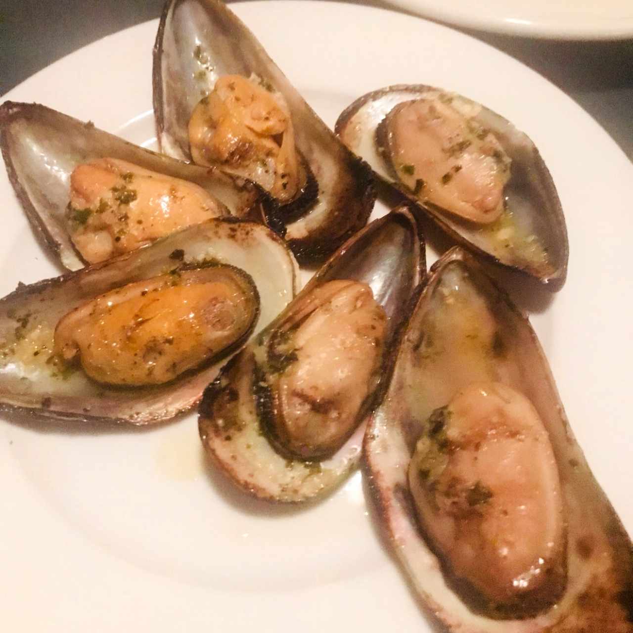 Mejillones a la brasa. 🙌🏻😋