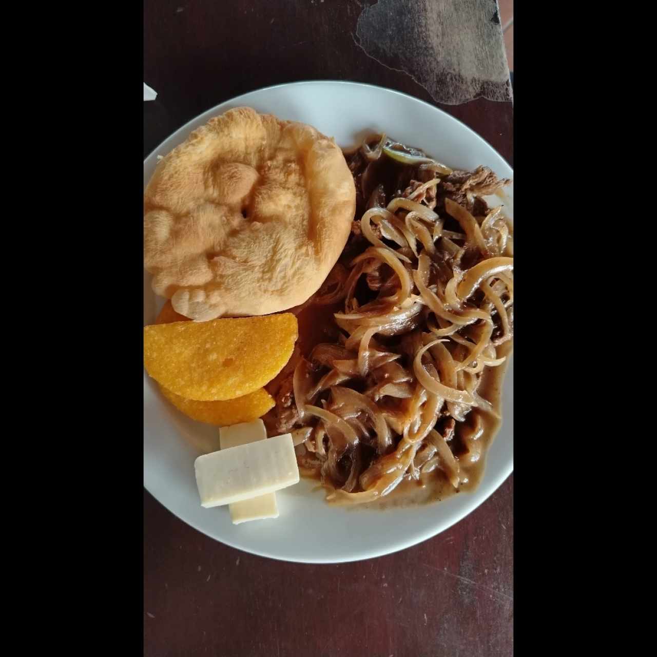 Combo # 1, Bistec encebollado