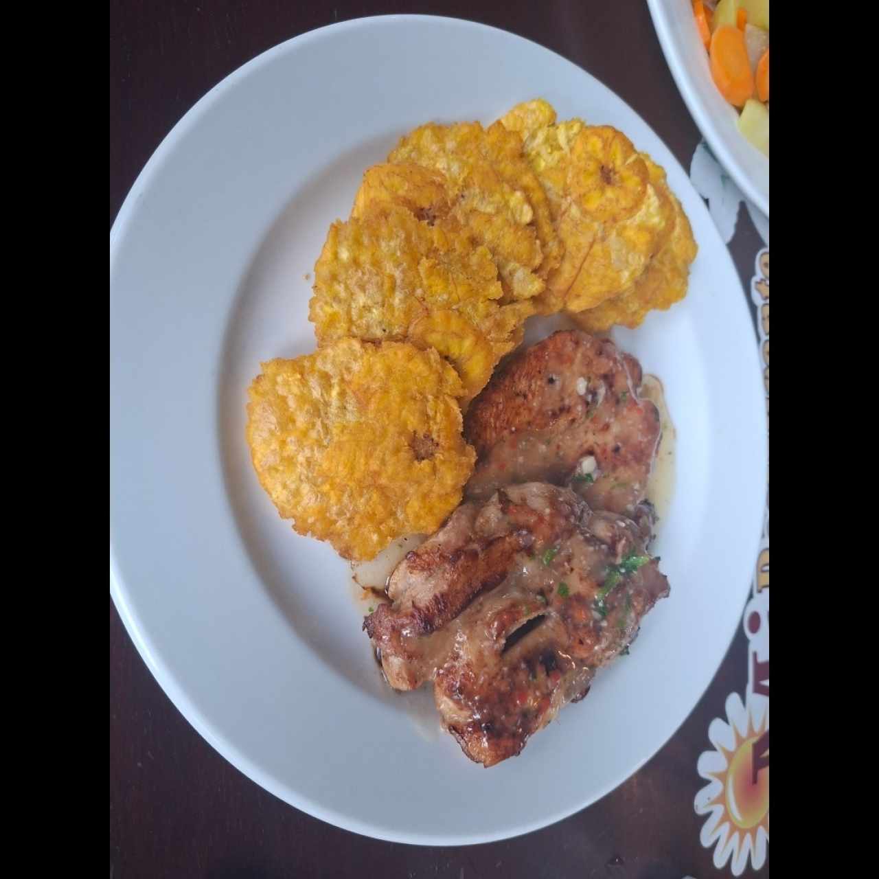 Pollo Deshuesado al Ajillo