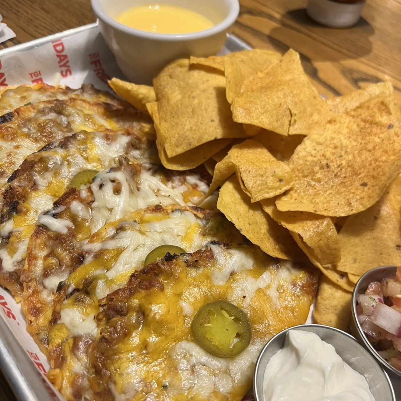 Appetizers - FRIDAYS TOSTADO NACHOS