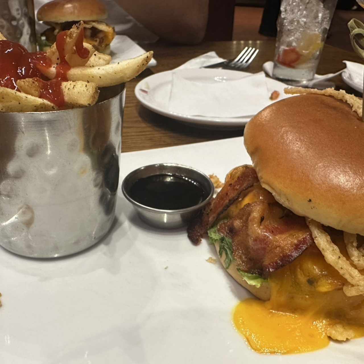 FRIDAYS SIGNATURE WHISKEY-GLAZED CHICKEN SANDWICH