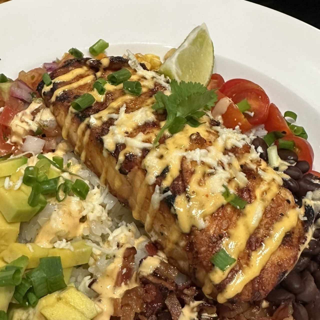 GRILLED SALMON MEXI BOWL