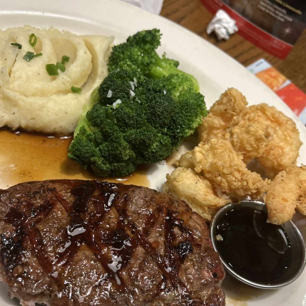 FRIDAYS SIGNATURE WHISKEY-GLAZED COMBO