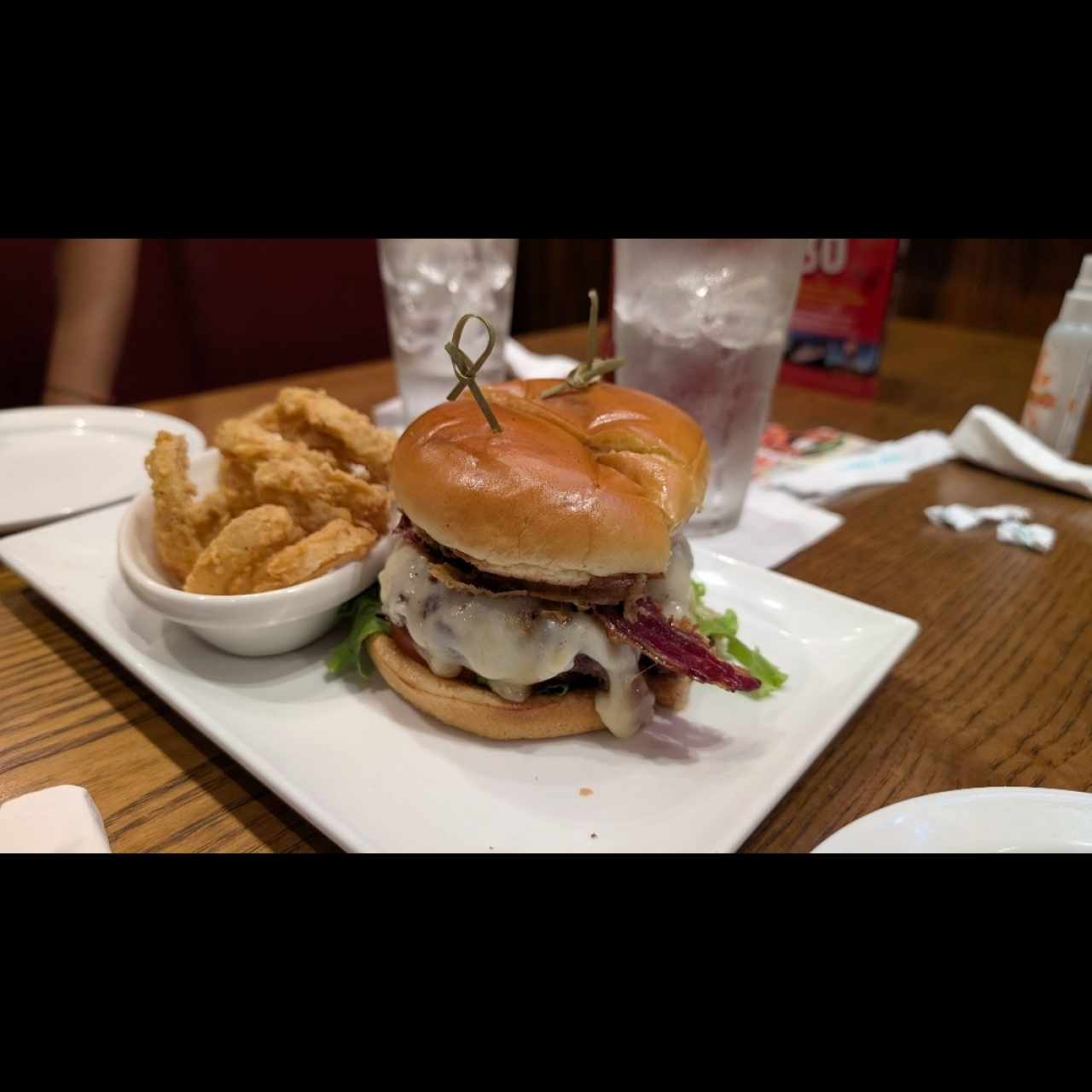 FRIDAYS SIGNATURE WHISKEY-GLAZED BURGER