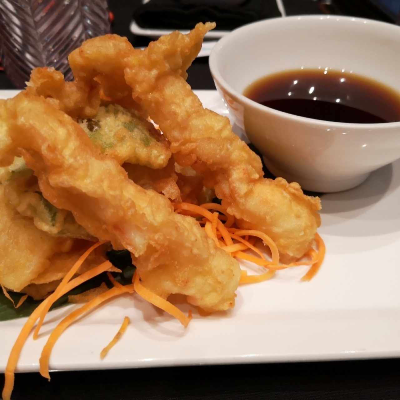 Piqueos - Langostinos tempura (4 unidades)