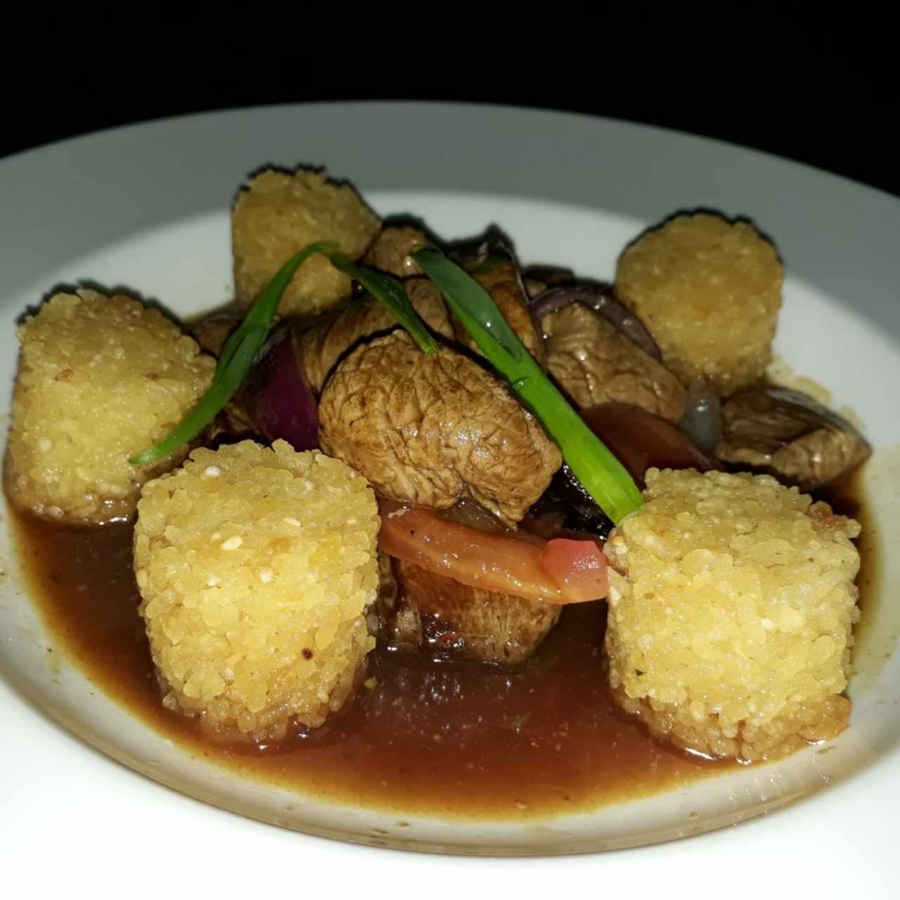 Platos fuertes - Lomo saltado