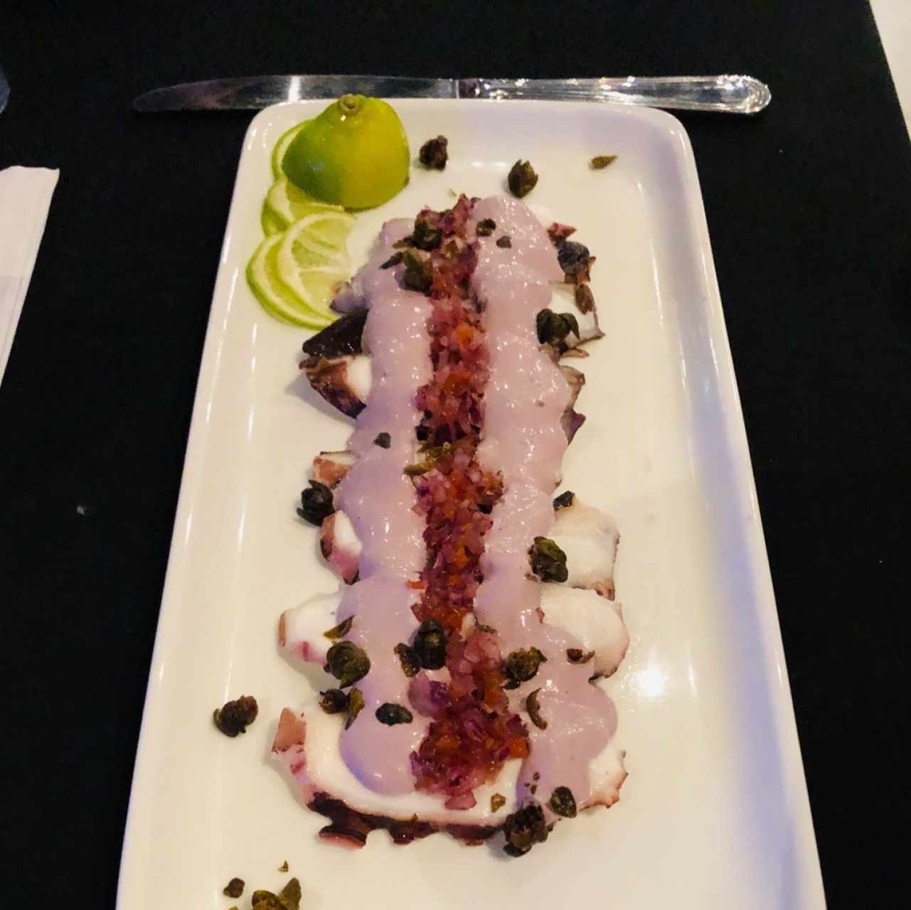 Tiradito pulpo al olivo