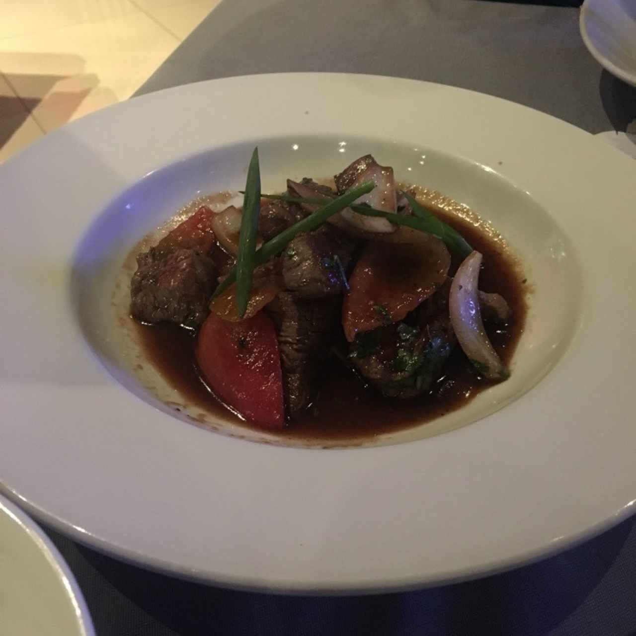 Platos fuertes - Lomo saltado