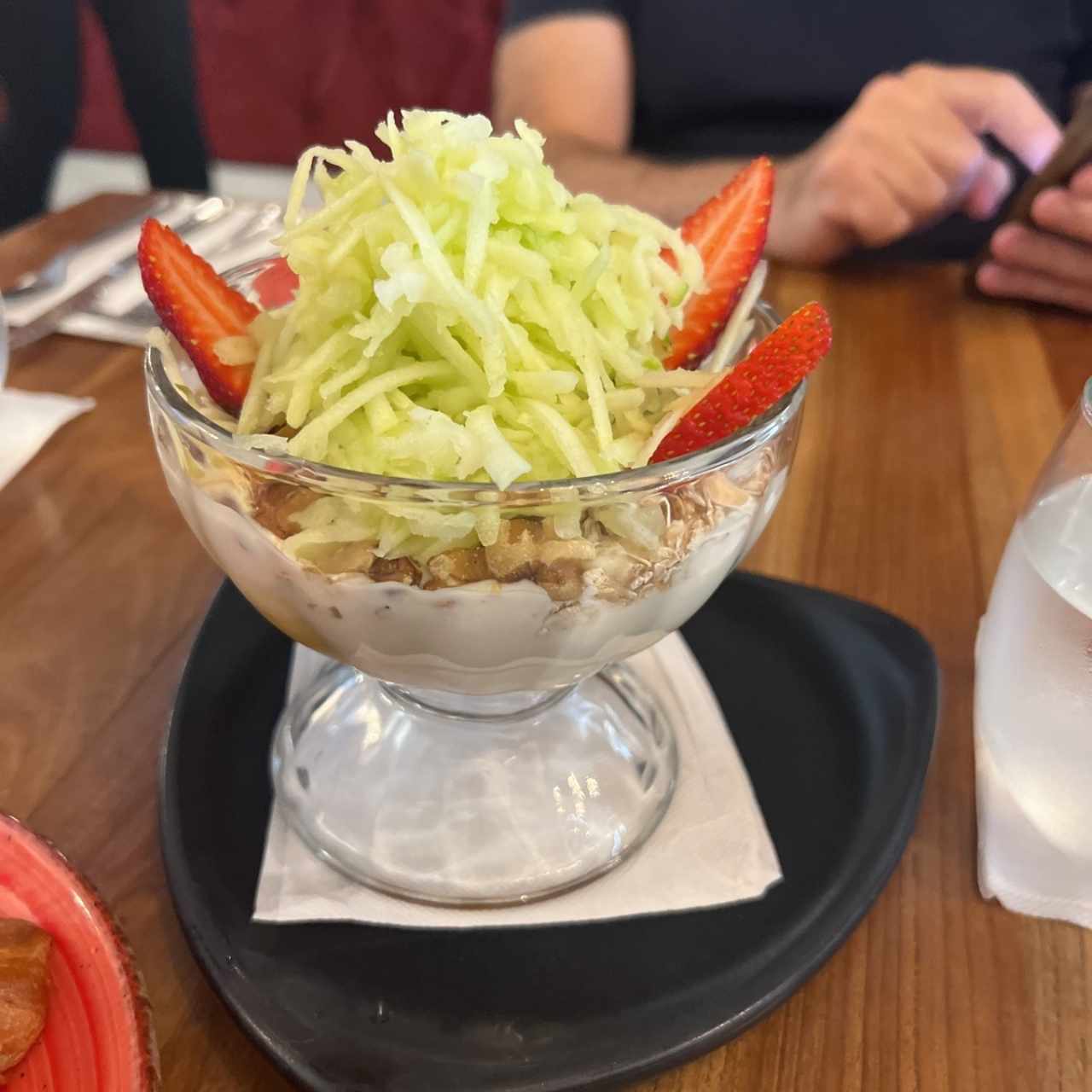 PETIT DÉJEUNER - Yogurt Avena Bircher